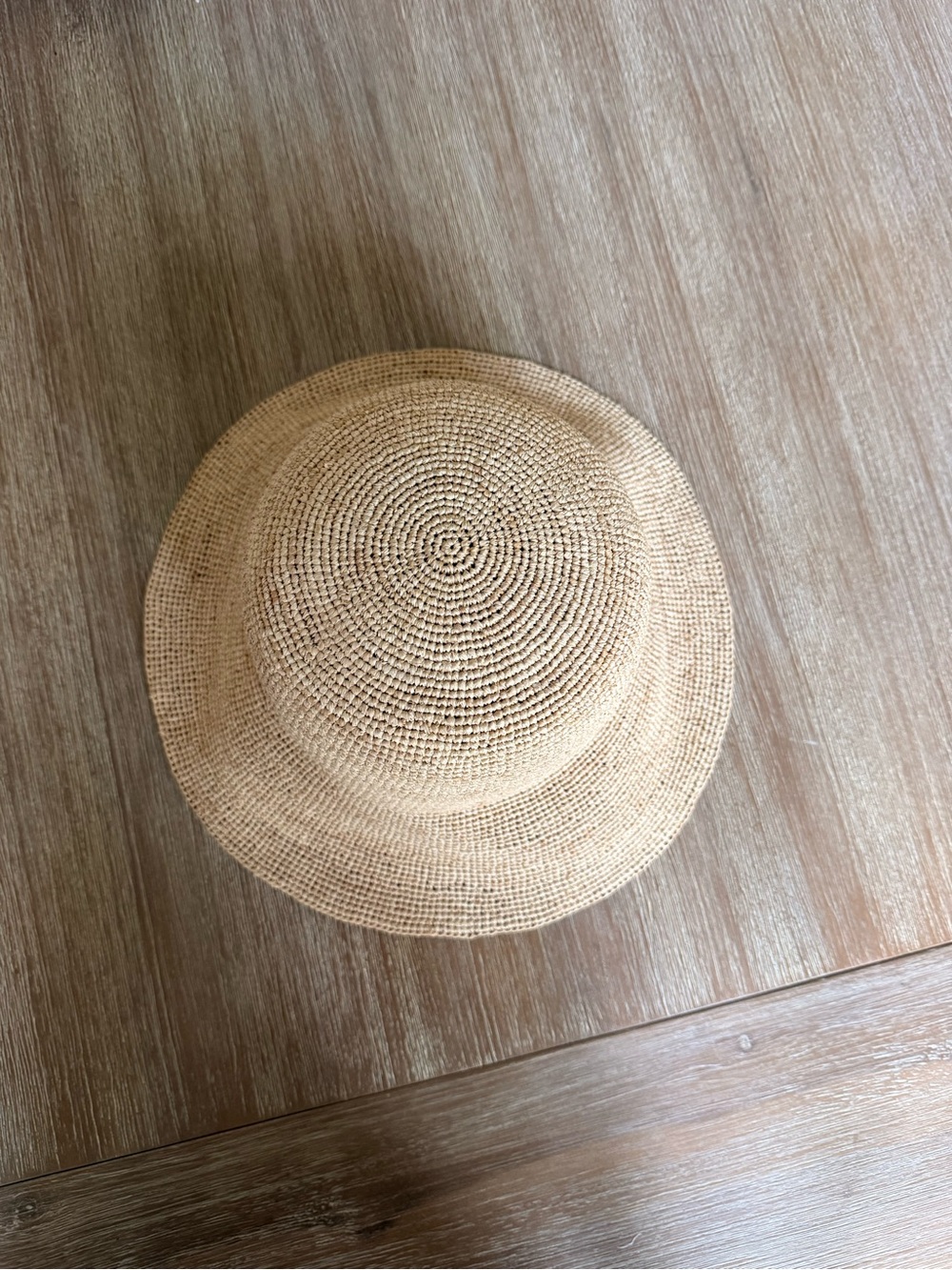 NWOT Aritzia, packable handmade sunbeam rafia short-brim straw hat, Medium - Picture 9 of 9